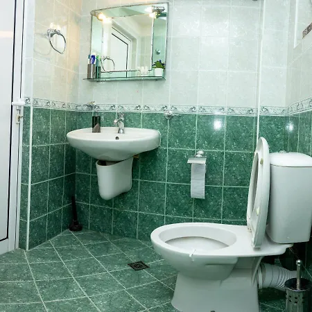 펜션 Beni - 4 Bedroom Private House By Flаt Manаger 로제넷츠