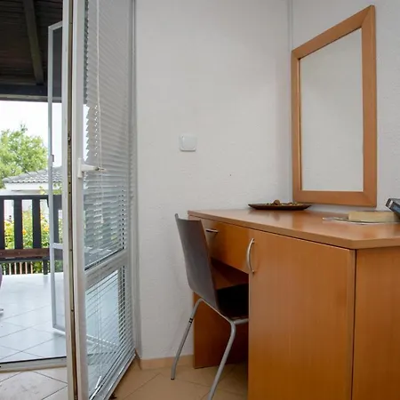 Beni - 4 Bedroom Private House By Flаt Manаger Σπίτι διακοπών Lozenets