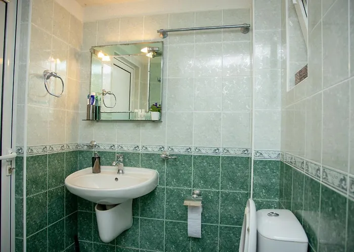 Дом отдыха Beni - 4 Bedroom Private House By Flаt Manаger